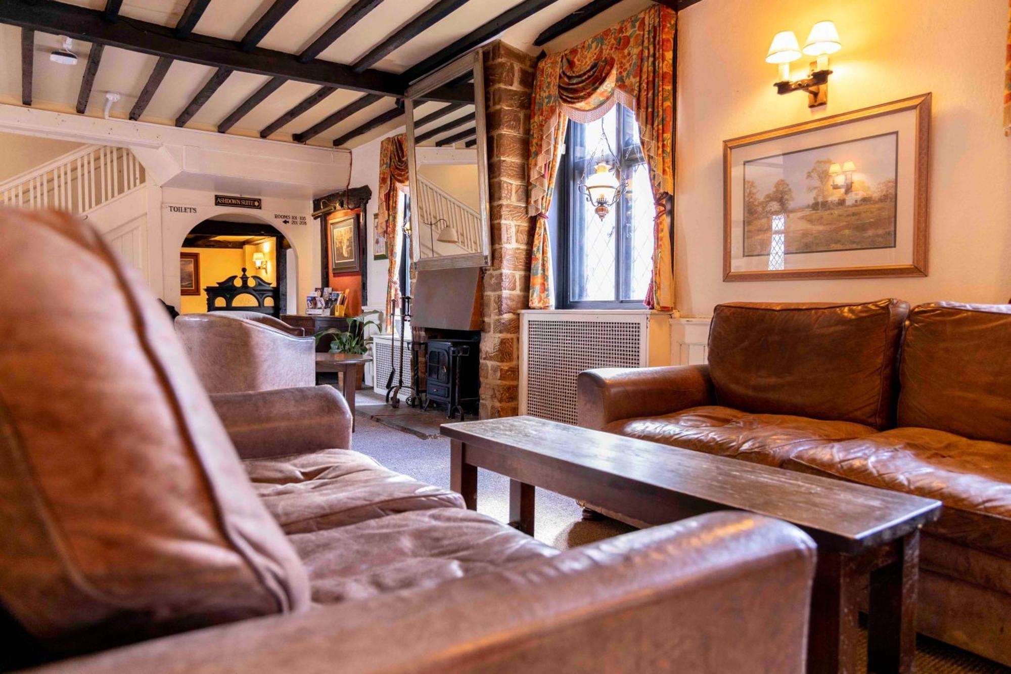 Roebuck By Greene King Inns Forest Row Exteriör bild