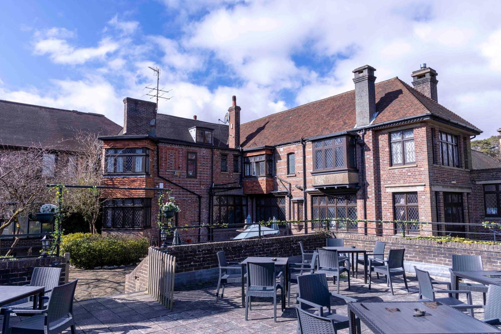 Roebuck By Greene King Inns Forest Row Exteriör bild