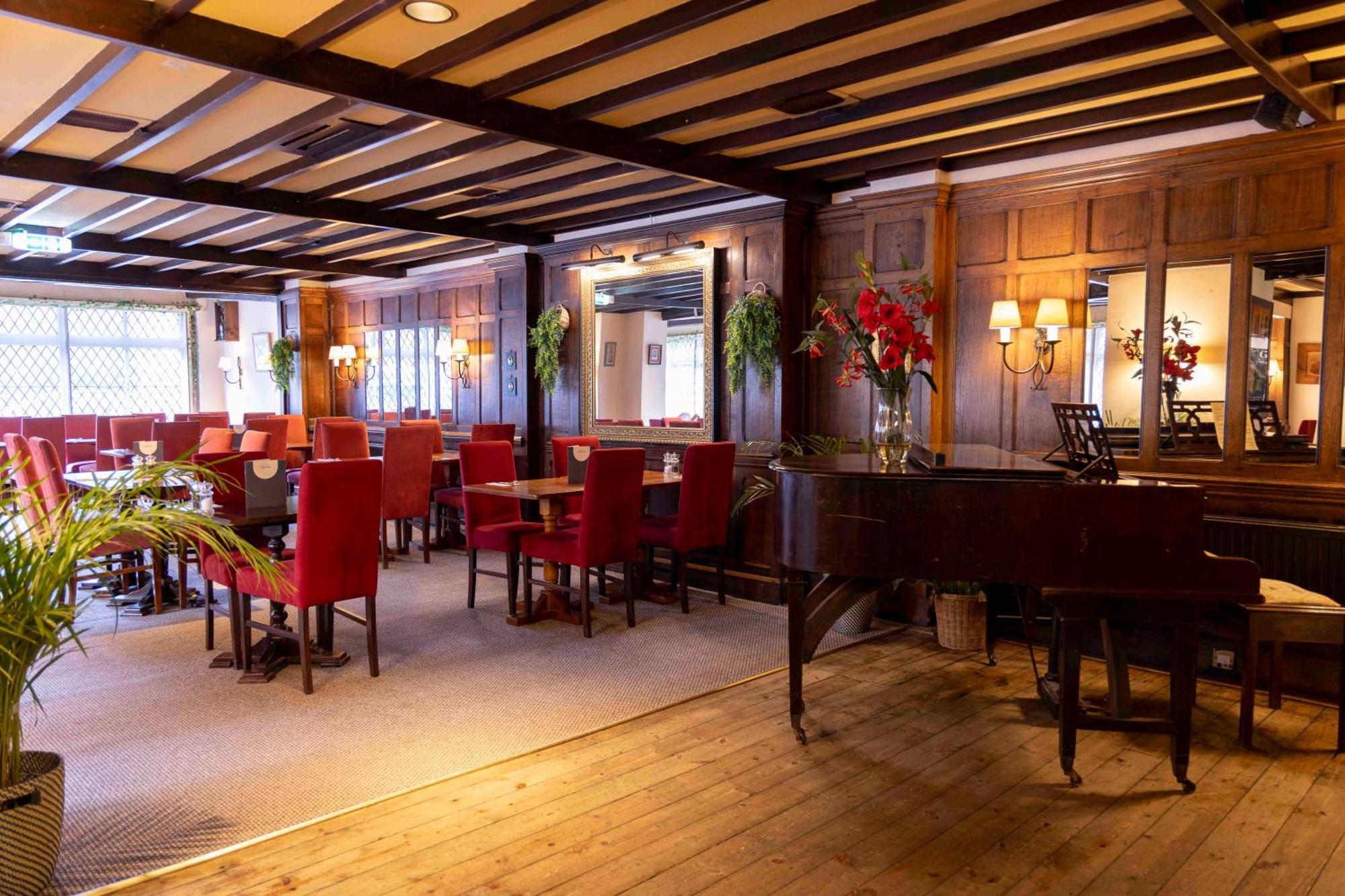 Roebuck By Greene King Inns Forest Row Exteriör bild